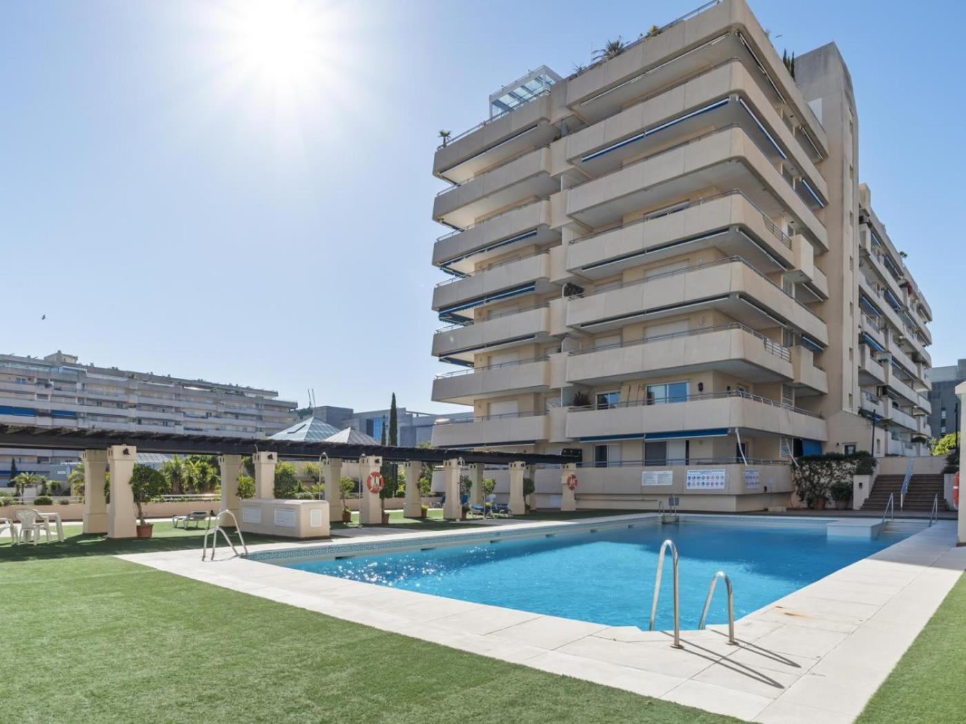 Marina Banus 4 7 L Appartamento
